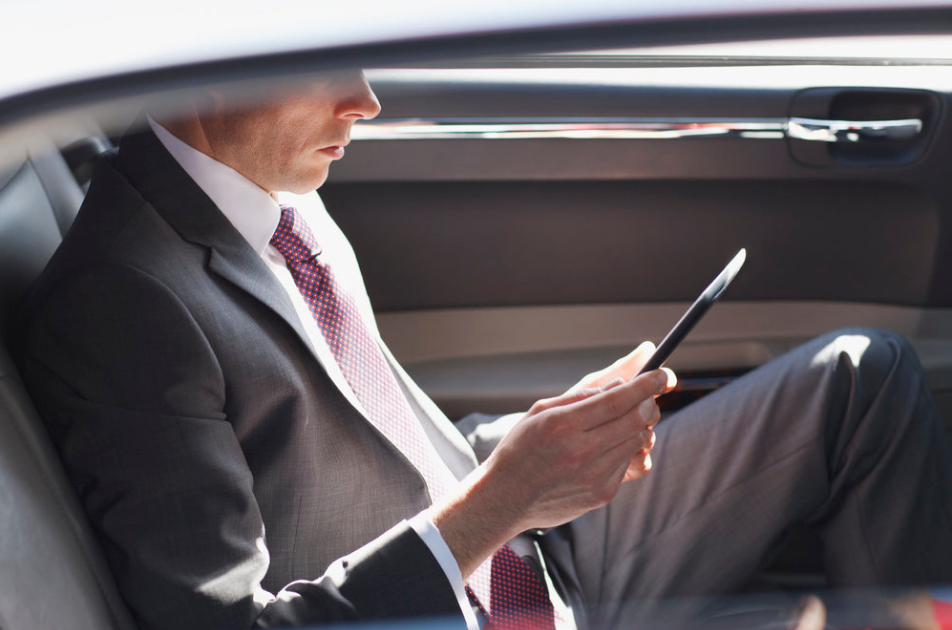 6 Tips to Hire The Best Limousine Service